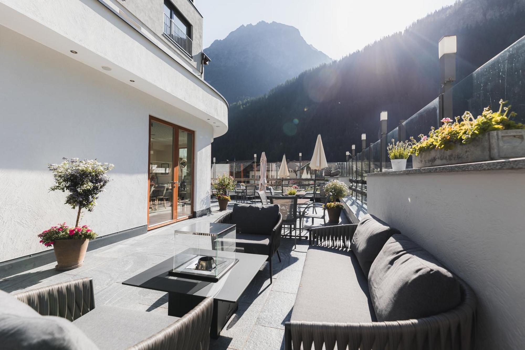 Edelweiss Hotel