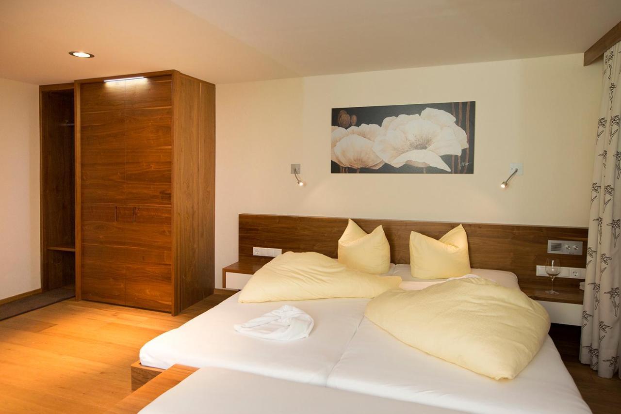 Edelweiss Hotel